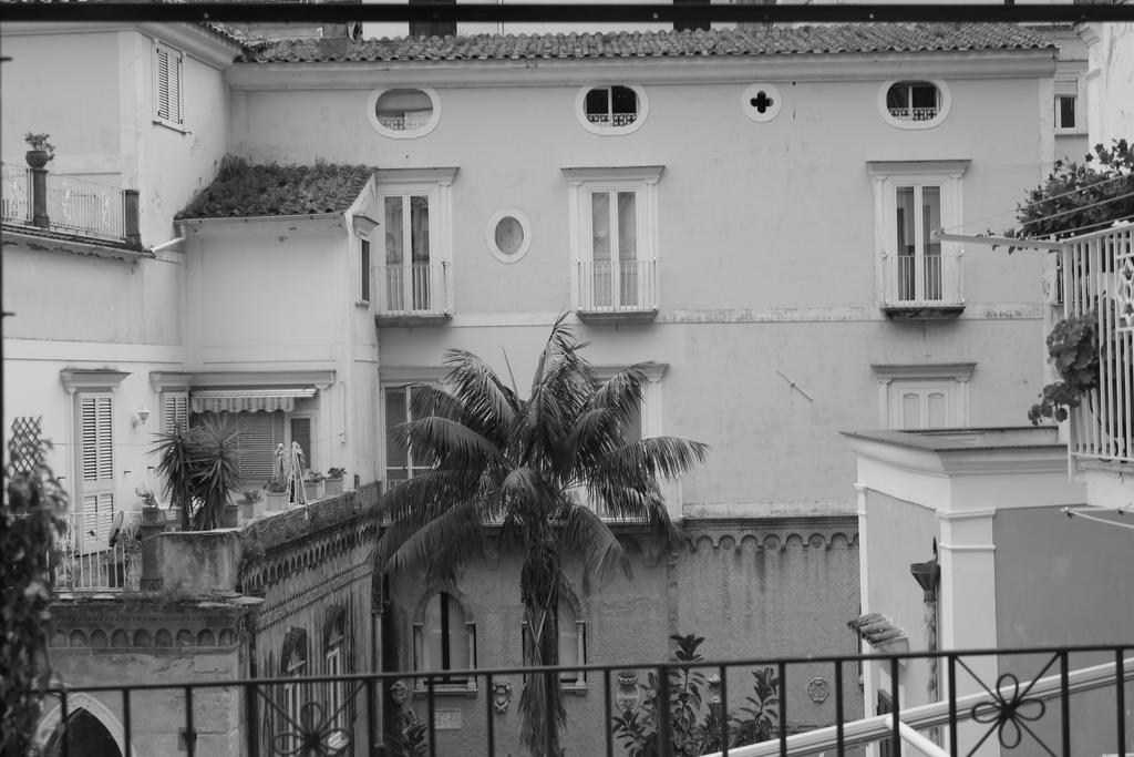 Casa Vacanze Nonna Raffa Amalfi Esterno foto